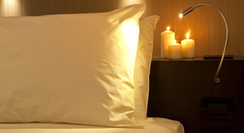 Best Western Plus The Hub Hotel Milano Esterno foto