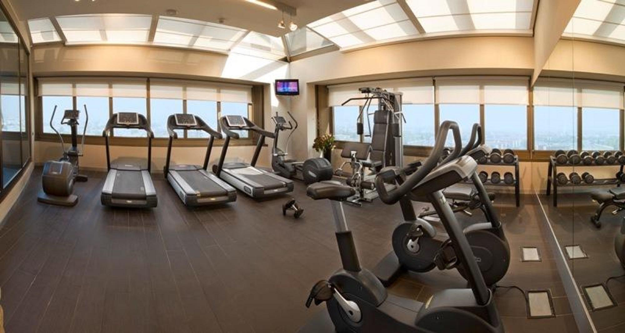 Best Western Plus The Hub Hotel Milano Esterno foto