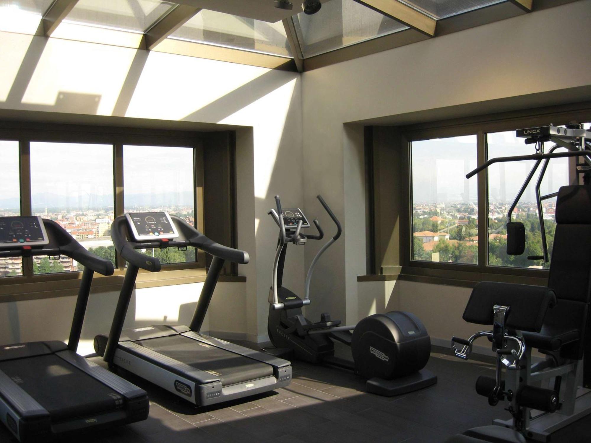 Best Western Plus The Hub Hotel Milano Esterno foto