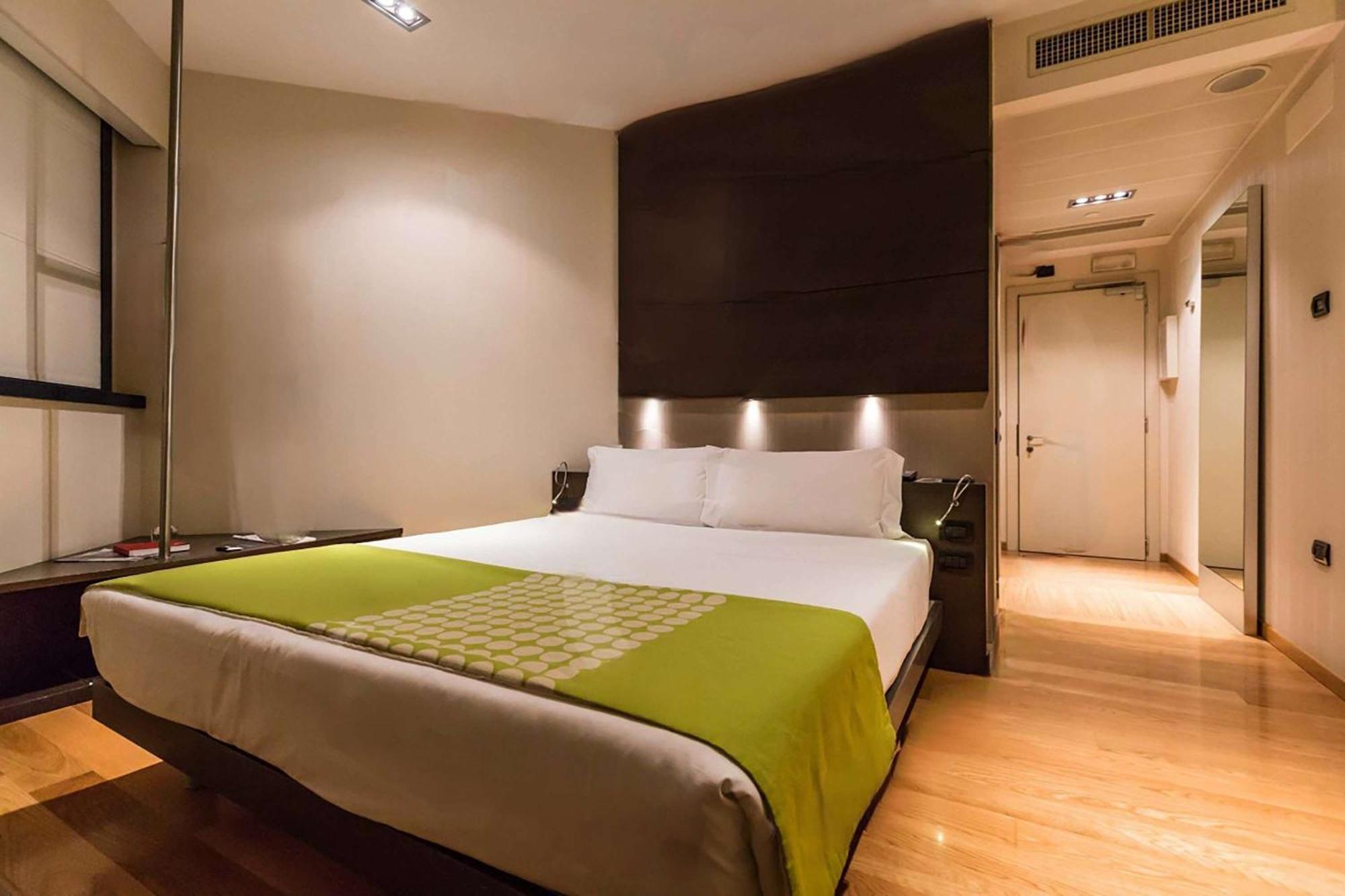 Best Western Plus The Hub Hotel Milano Esterno foto