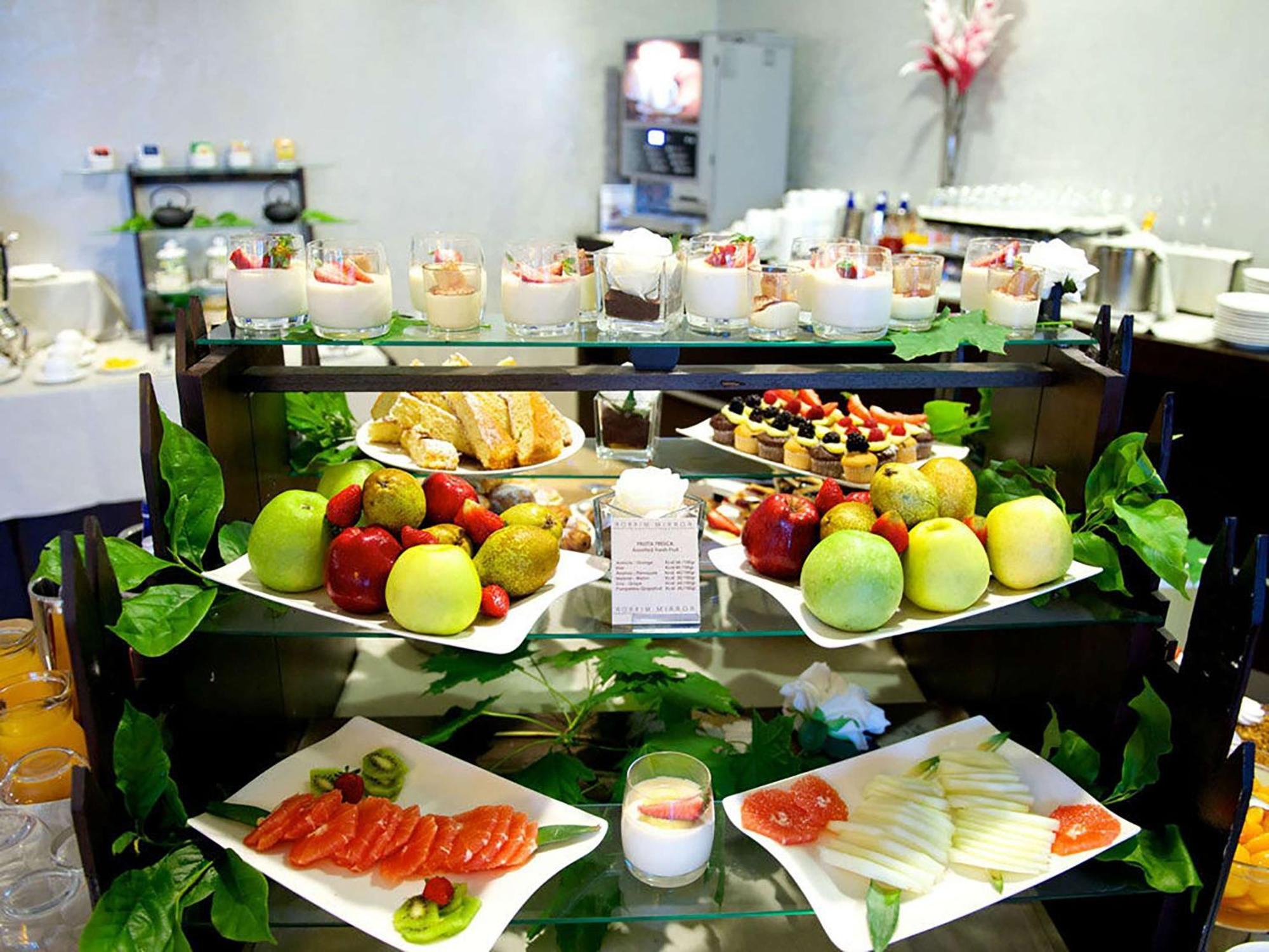 Best Western Plus The Hub Hotel Milano Esterno foto