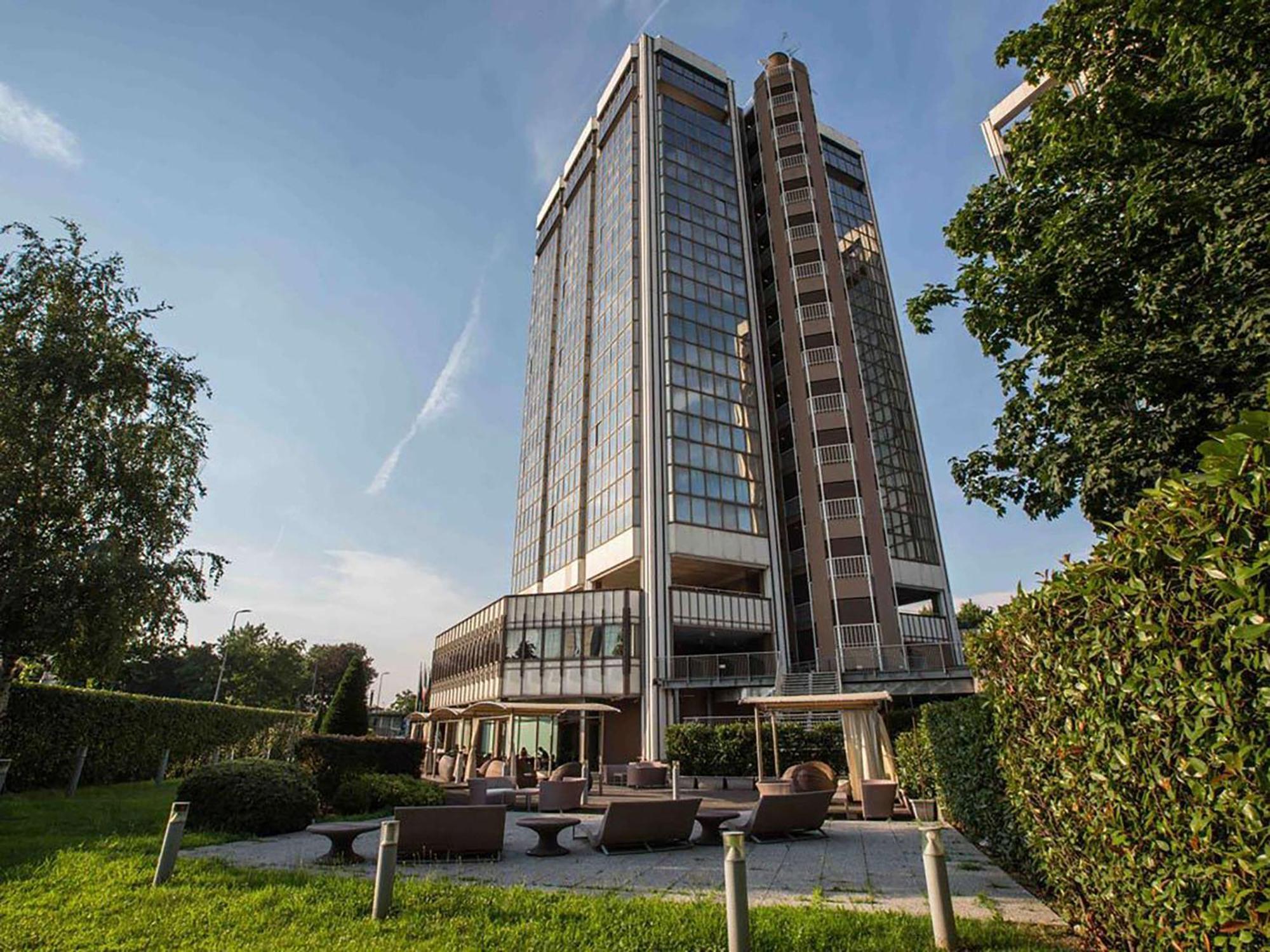 Best Western Plus The Hub Hotel Milano Esterno foto