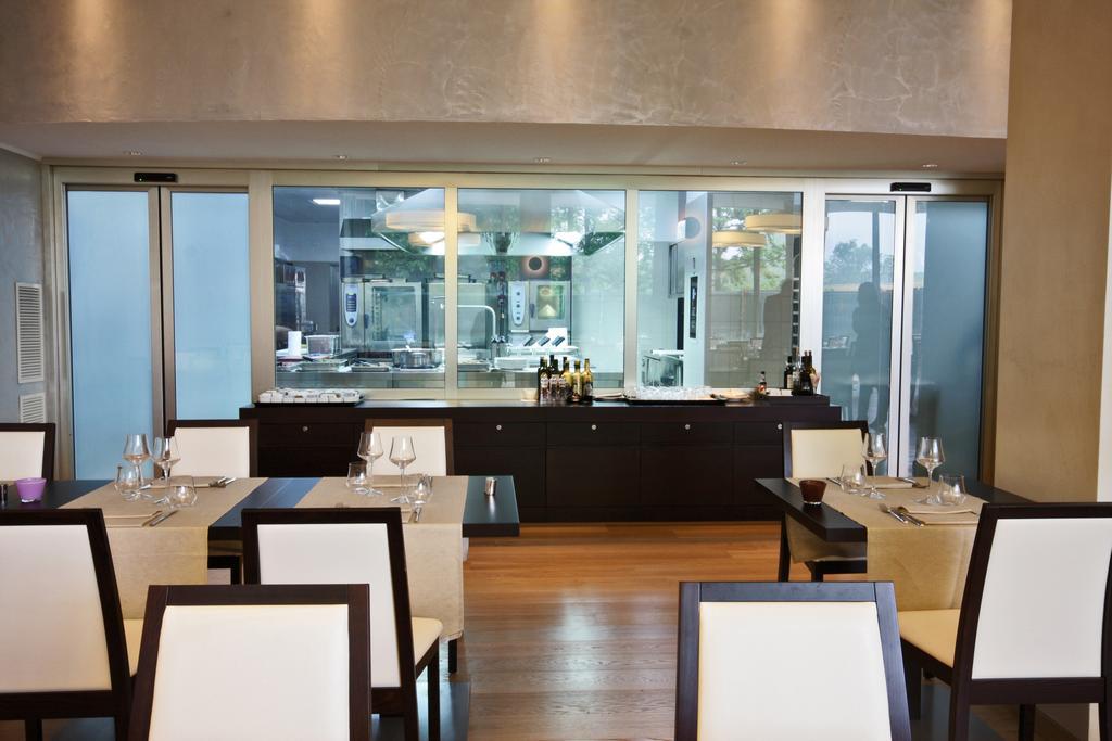 Best Western Plus The Hub Hotel Milano Esterno foto