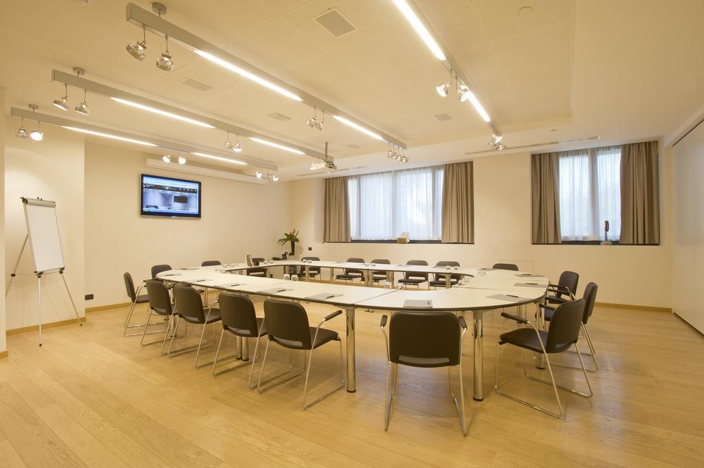 Best Western Plus The Hub Hotel Milano Esterno foto