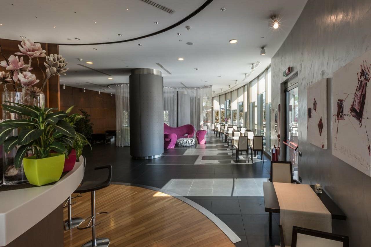 Best Western Plus The Hub Hotel Milano Esterno foto