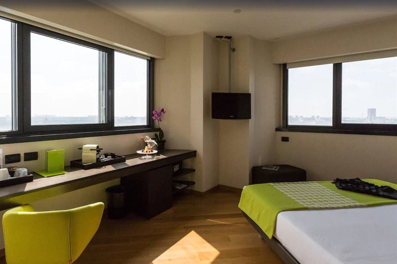 Best Western Plus The Hub Hotel Milano Esterno foto